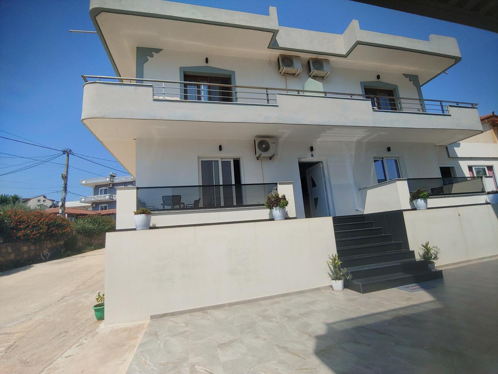 Villa Leonel Zeka Εξαμίλιο Εξωτερικό φωτογραφία
